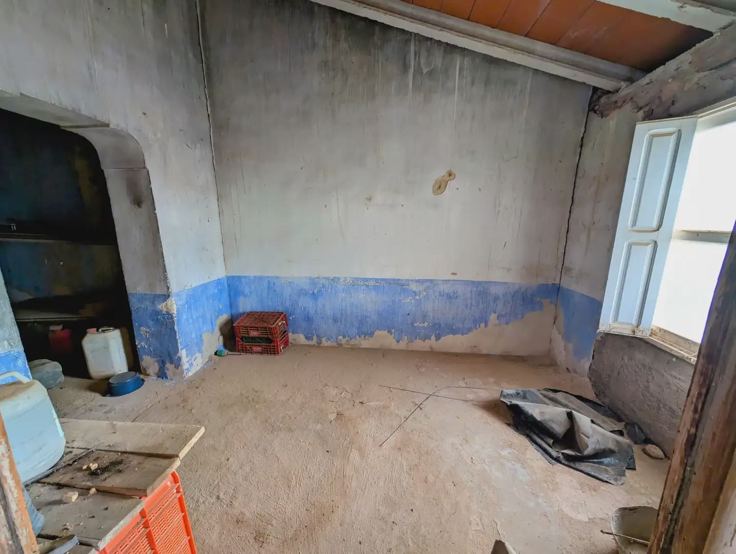 4 bedroom Finca/Country House for sale in Hortichuela with garage - € 200,000 (Ref: 10009412)