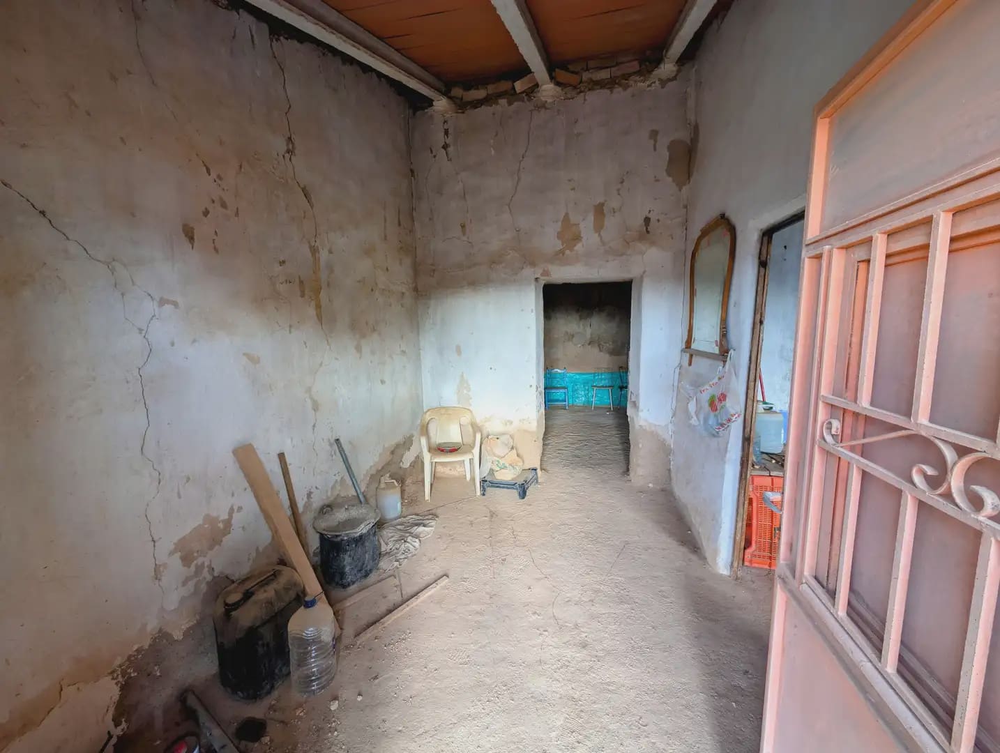 4 bedroom Finca/Country House for sale in Hortichuela with garage - € 200,000 (Ref: 10009412)