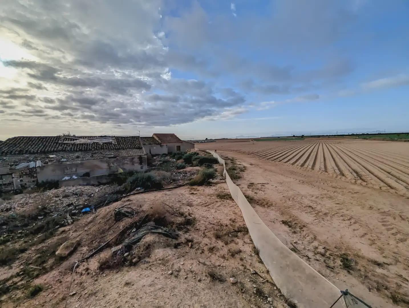 4 bedroom Finca/Country House for sale in Hortichuela with garage - € 200,000 (Ref: 10009412)