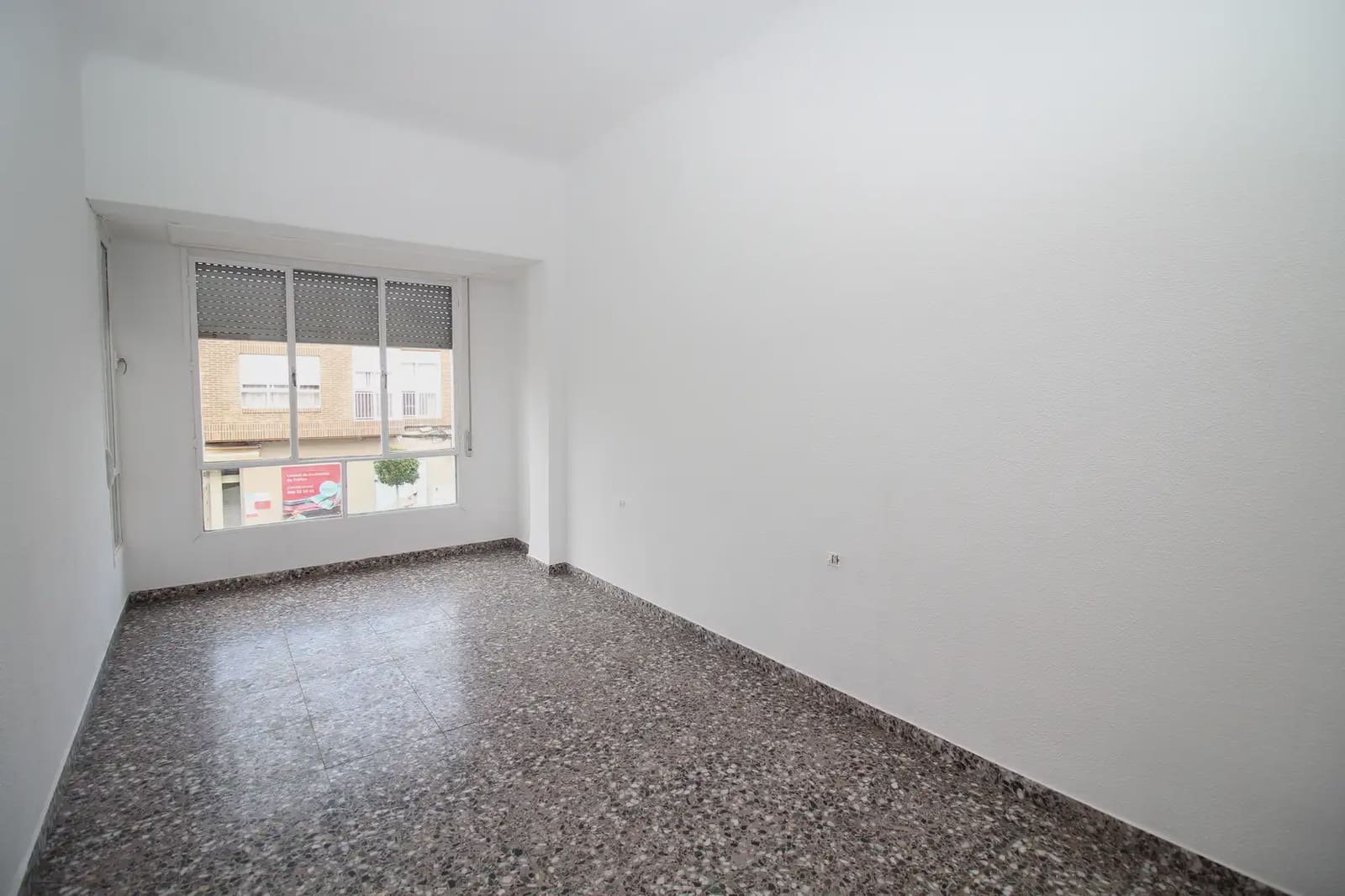 5 bedroom Flat for sale in Cartagena - € 219,000 (Ref: 10009415)