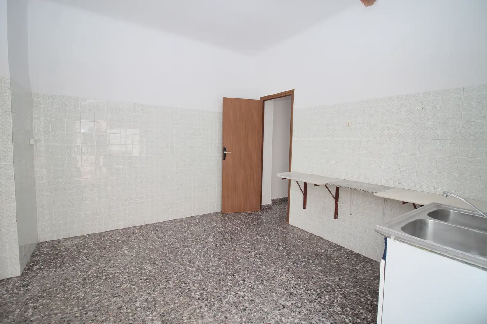 5 bedroom Flat for sale in Cartagena - € 219,000 (Ref: 10009415)