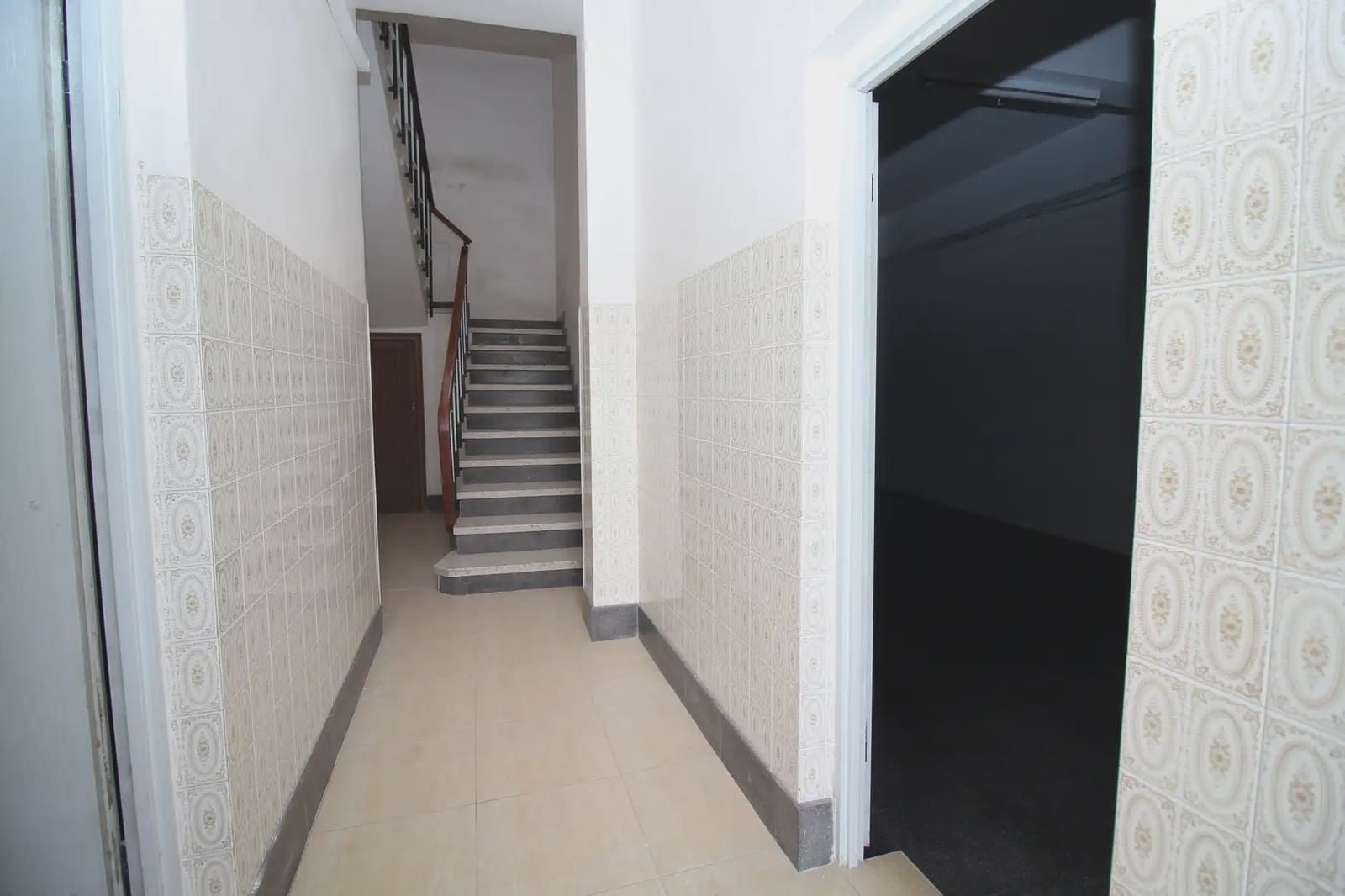 5 bedroom Flat for sale in Cartagena - € 219,000 (Ref: 10009415)