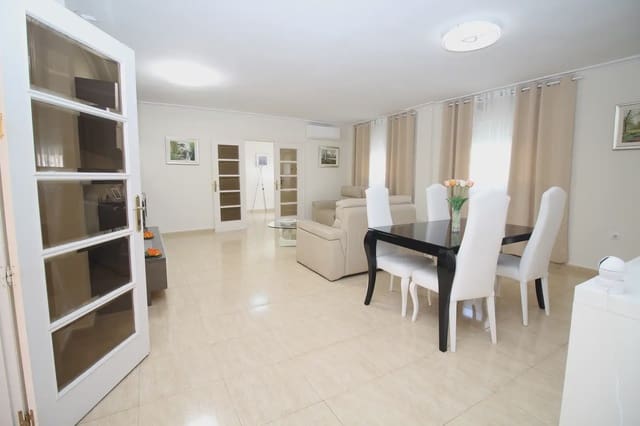 6 soveværelse Villa til salg i La Manga del Mar Menor med swimmingpool garage - € 599.000 (Ref: 10009424)