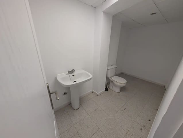 Local Commercial à louer à San Antón, Carthagène - 300 € (Ref: 10009425)