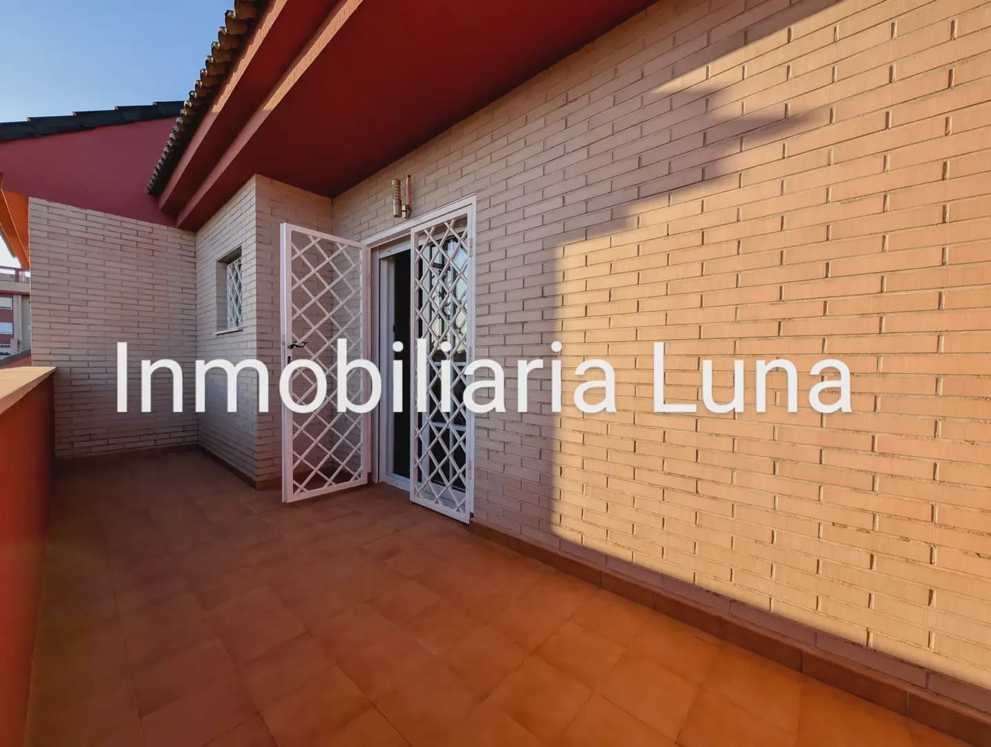4 slaapkamer Halfvrijstaande villa te koop in Cartagena met garage - € 310.000 (Ref: 10009428)