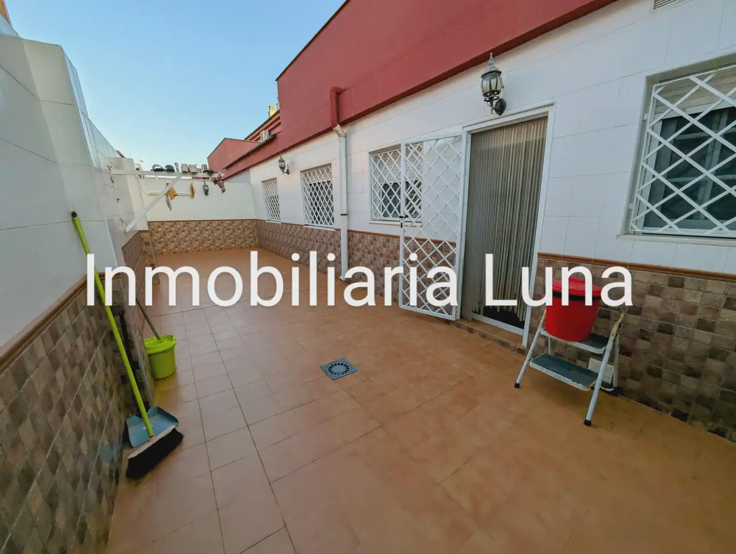 4 slaapkamer Halfvrijstaande villa te koop in Cartagena met garage - € 310.000 (Ref: 10009428)
