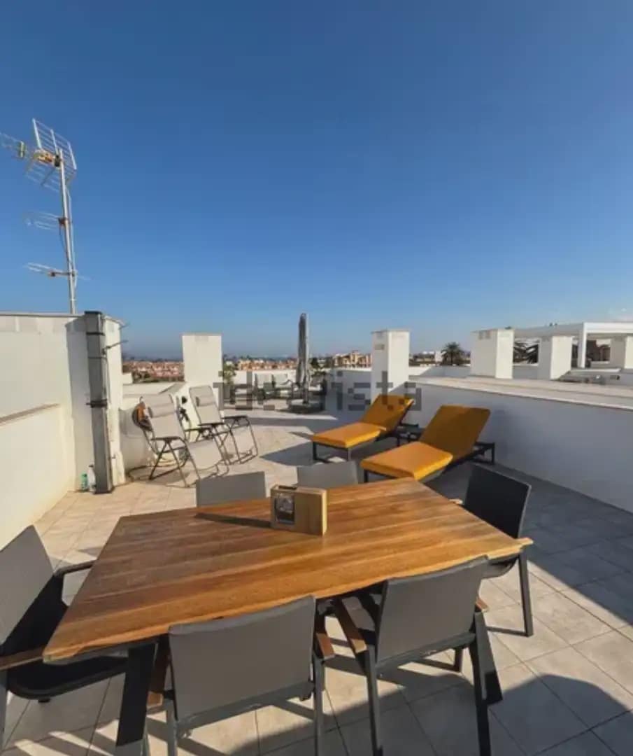 2 slaapkamer Penthouse te koop in Mar de Cristal met zwembad garage - € 315.000 (Ref: 10009435)