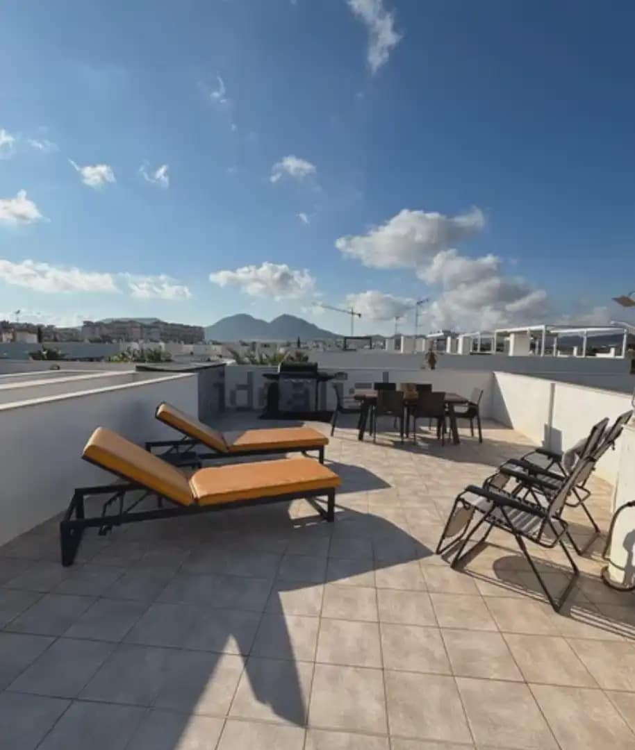2 slaapkamer Penthouse te koop in Mar de Cristal met zwembad garage - € 315.000 (Ref: 10009435)