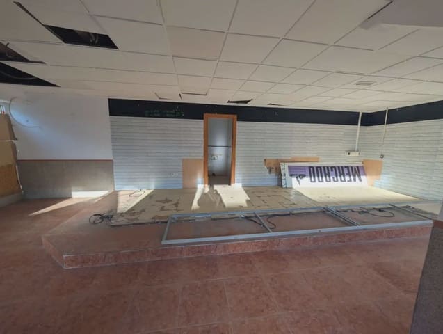 Commercial for rent in San Antón, Cartagena - € 450 (Ref: 10009436)