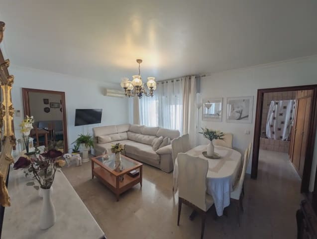4 sovrum Lägenhet till salu i San Antón, Cartagena - 150 000 € (Ref: 10009437)