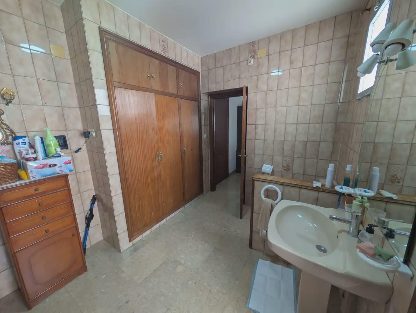 4 bedroom Flat for sale in Cartagena - € 150,000 (Ref: 10009437)