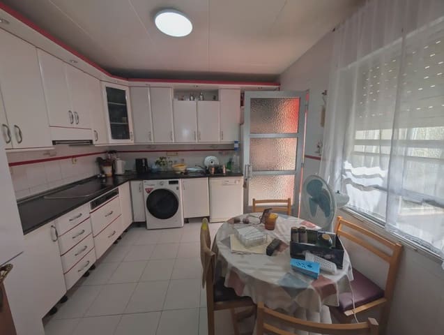 4 sovrum Lägenhet till salu i San Antón, Cartagena - 150 000 € (Ref: 10009437)