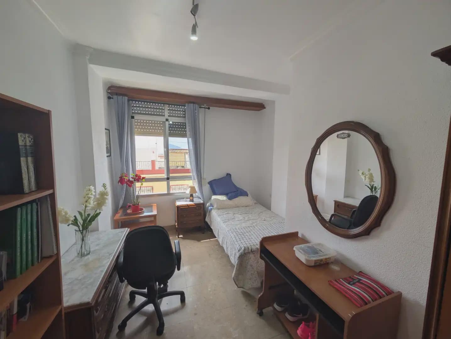 4 bedroom Flat for sale in Cartagena - € 150,000 (Ref: 10009437)