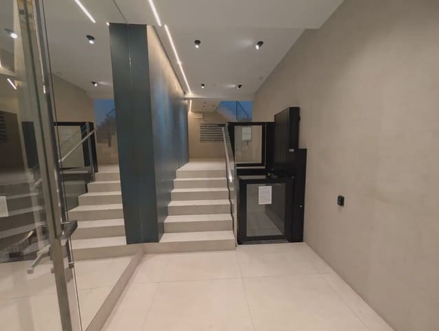 Office for rent in Cartagena Ciudad, Cartagena - € 200 (Ref: 10009448)
