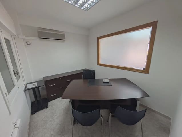 Office for rent in Cartagena Ciudad, Cartagena - € 200 (Ref: 10009448)