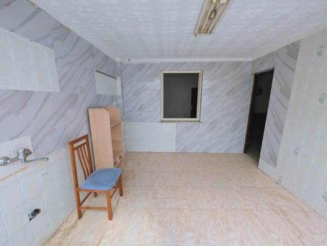 4 sovrum Lägenhet till salu i San Antón, Cartagena - 119 000 € (Ref: 10009458)