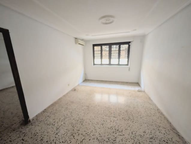 4 sovrum Lägenhet till salu i San Antón, Cartagena - 119 000 € (Ref: 10009458)