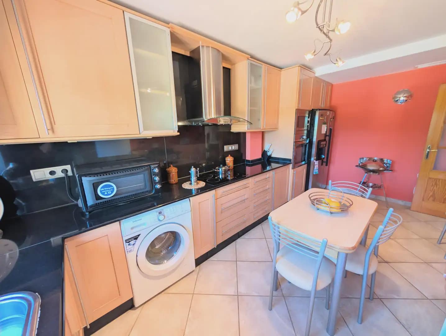 3 soveværelse Villa til salg i Playa Honda med swimmingpool - € 490.000 (Ref: 10009465)