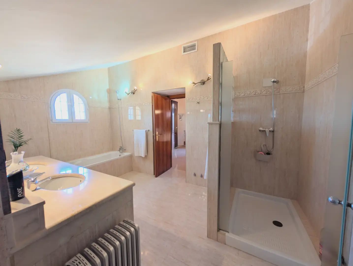 3 soveværelse Villa til salg i Playa Honda med swimmingpool - € 490.000 (Ref: 10009465)