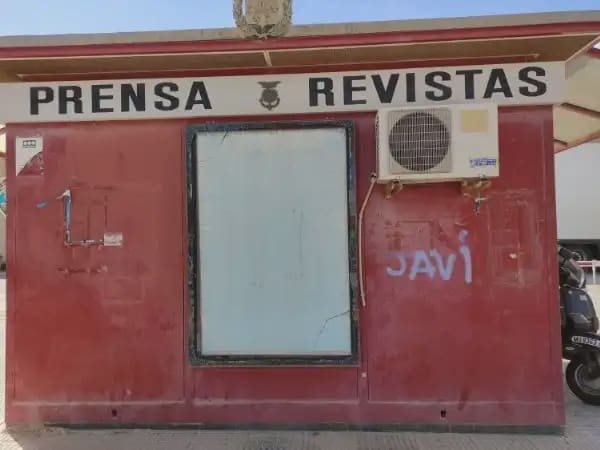 Commercial for sale in Canteras, Cartagena - € 8,000 (Ref: 10009467)