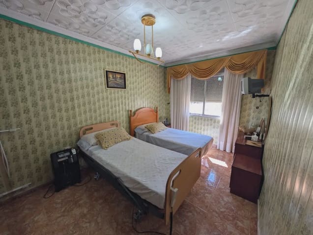 3 camera da letto Appartamento in vendita in San Antón, Cartagena - 114.000 € (Rif: 10039193)