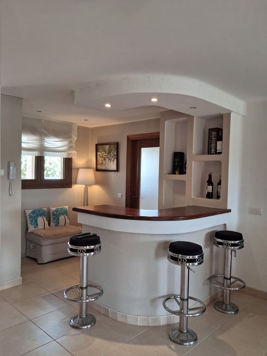 3 soveværelse Villa til salg i Santa Ponsa med swimmingpool garage - € 1.835.000 (Ref: 9985751)