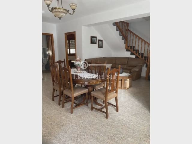 4 soverom Kjedet enebolig til salgs i El Hornillo, Aguilas med garasje - € 360 000 (Ref: 10086678)