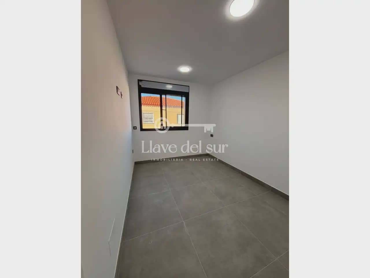 4 Zimmer Doppelhaus zu verkaufen in Calabardina mit Garage - 295.000 € (Ref: 10086679)