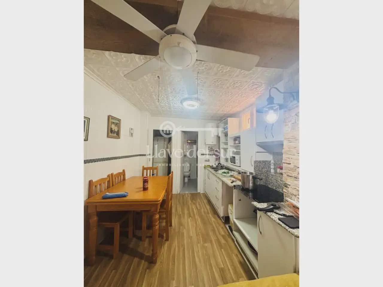 Casa de 3 habitaciones en Aguilas en venta - 150.000 € (Ref: 10086691)