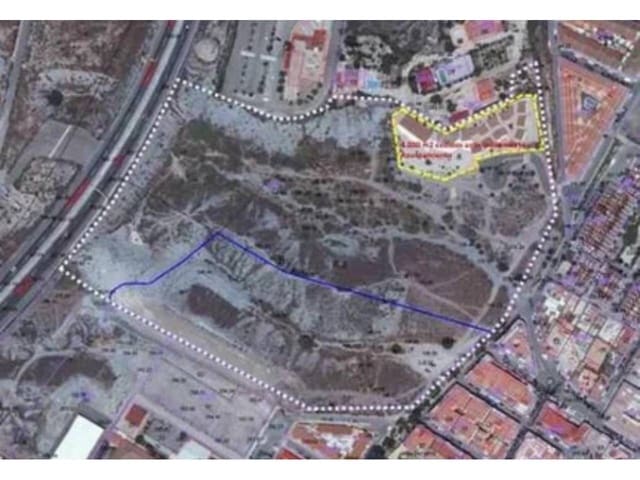 Tontti myytävänä paikassa Lorca - 341 250 € (Ref: 10032241)