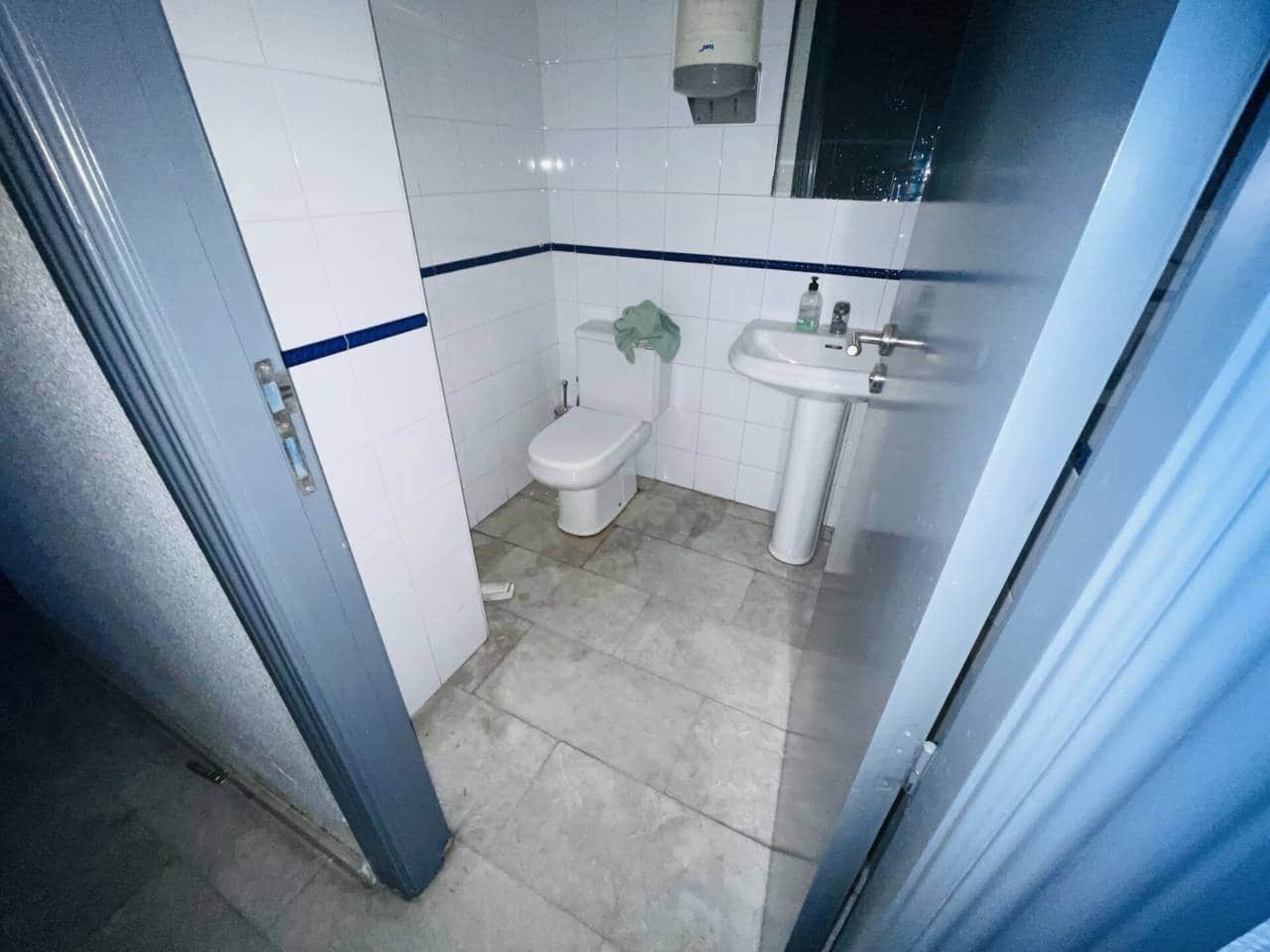6 quarto Comercial para venda em Murcia cidade - 160 000 € (Ref: 10032244)
