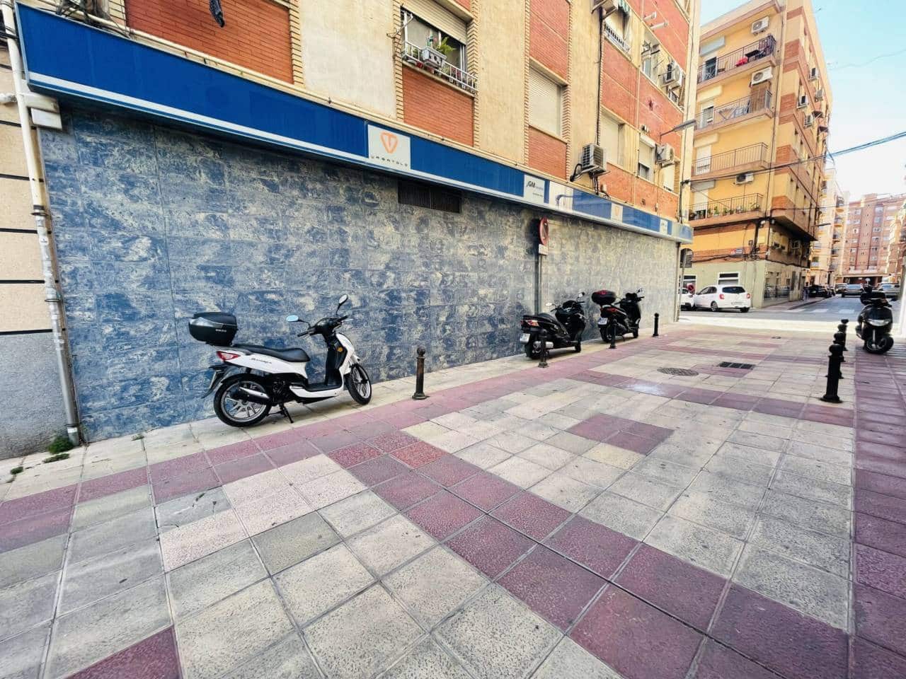 6 quarto Comercial para venda em Murcia cidade - 160 000 € (Ref: 10032244)