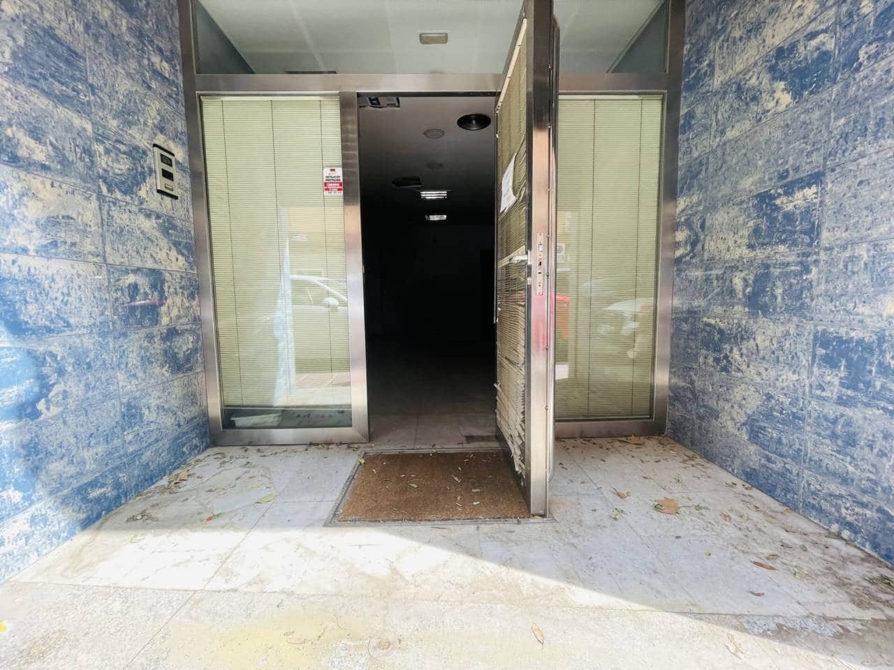 6 quarto Comercial para venda em Murcia cidade - 160 000 € (Ref: 10032244)
