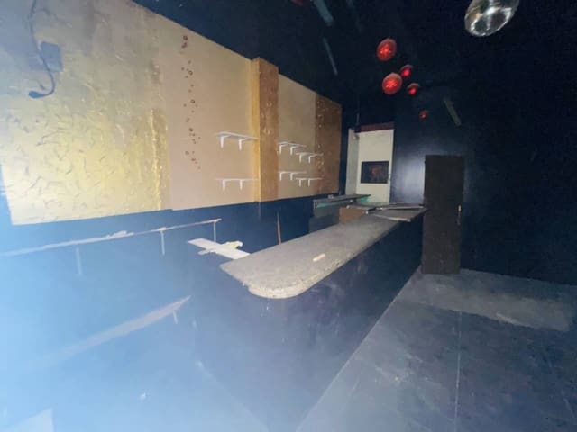Gewerbe zu verkaufen in San Lorenzo, Murcia Stadt - 22.000 € (Ref: 10032257)