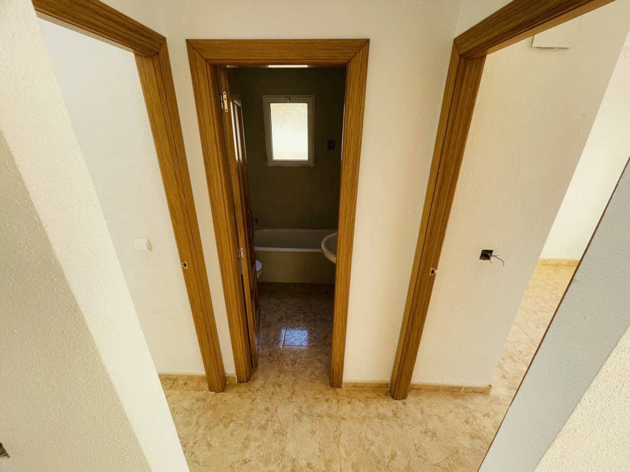 2 soverom Leilighet til salgs i Torrevieja med svømmebasseng garasje - € 136 900 (Ref: 10032269)