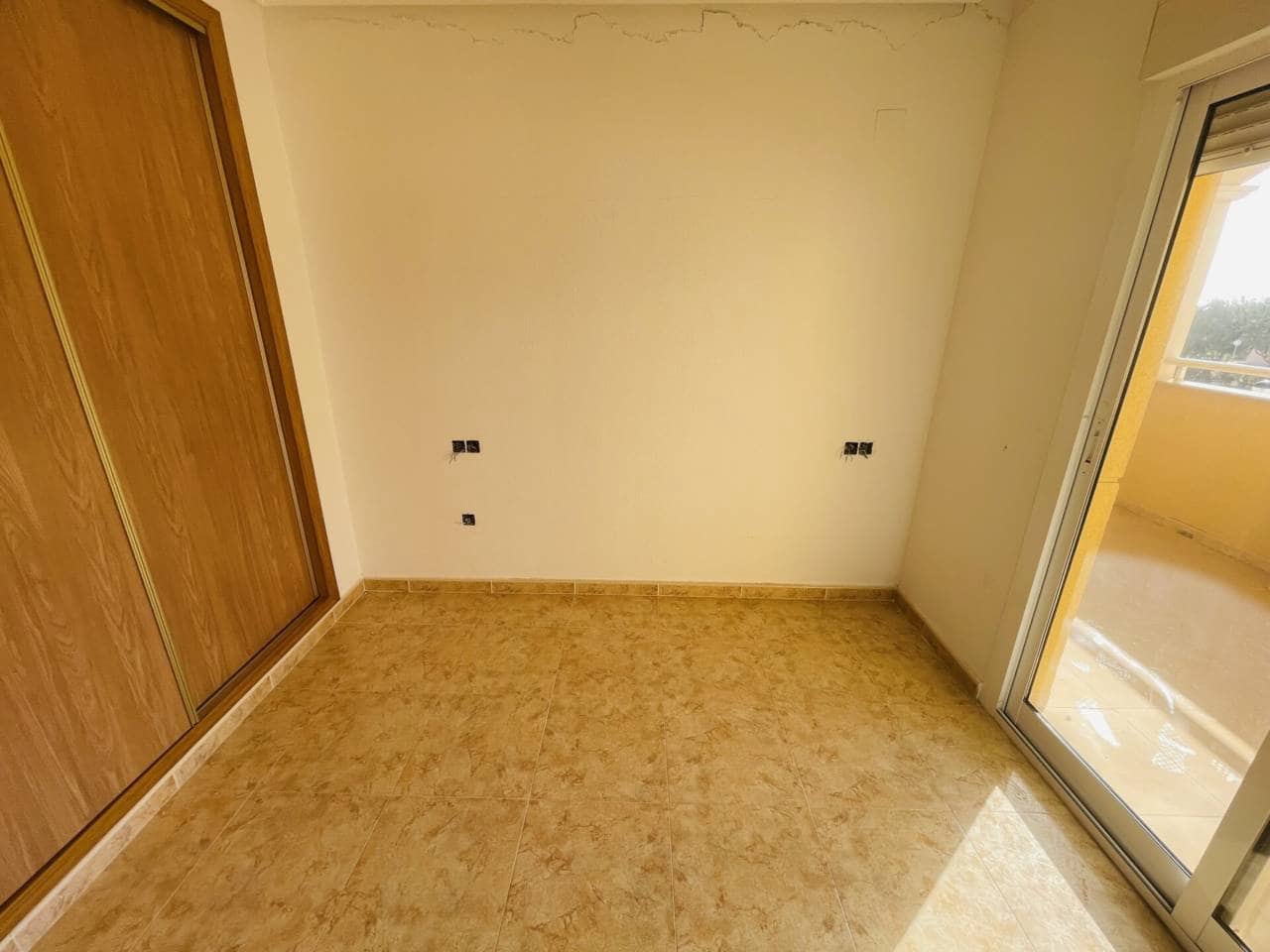 2 soverom Leilighet til salgs i Torrevieja med svømmebasseng garasje - € 136 900 (Ref: 10032269)