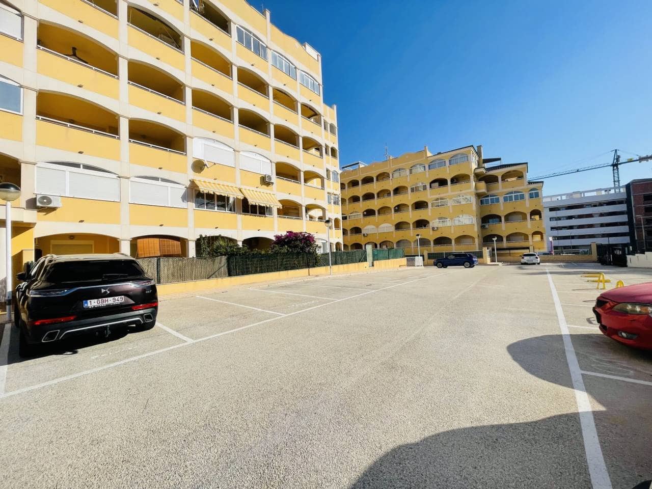 2 soverom Leilighet til salgs i Torrevieja med svømmebasseng garasje - € 136 900 (Ref: 10032269)
