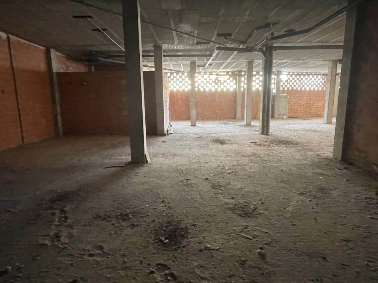 Kaupallinen myytävänä paikassa Torre-Pacheco mukana 
autotalli - 67 700 € (Ref: 10032270)