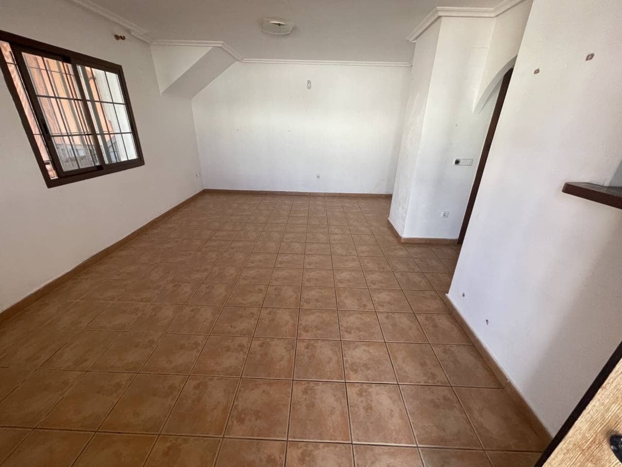 2 Zimmer Wohnung zu verkaufen in Roda mit Pool Garage - 160.000 € (Ref: 10032272)
