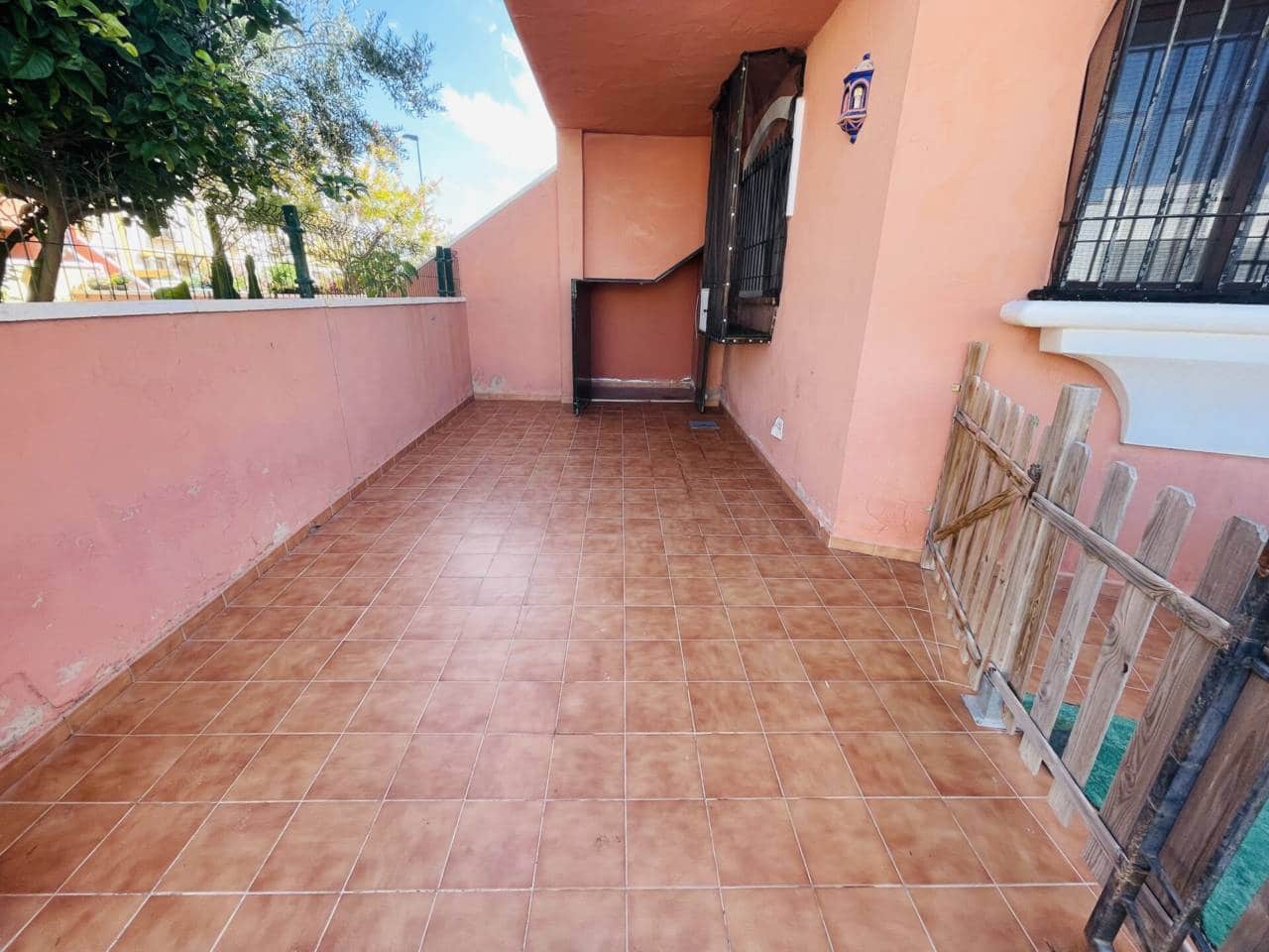 2 Zimmer Wohnung zu verkaufen in Roda mit Pool Garage - 160.000 € (Ref: 10032272)