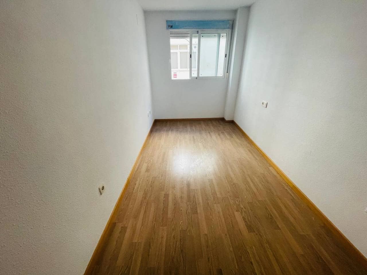4 makuuhuone Asunto myytävänä paikassa Beniel mukana 
autotalli - 133 500 € (Ref: 10032275)