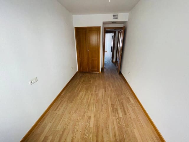 4 soverom Leilighet til salgs i Beniel med garasje - € 133 500 (Ref: 10032275)