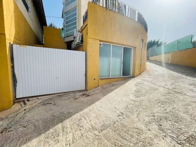 3 quarto Moradia para venda em Altea com piscina garagem - 280 000 € (Ref: 10032288)