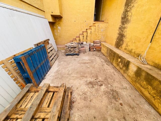 3 quarto Moradia para venda em Altea com piscina garagem - 280 000 € (Ref: 10032288)