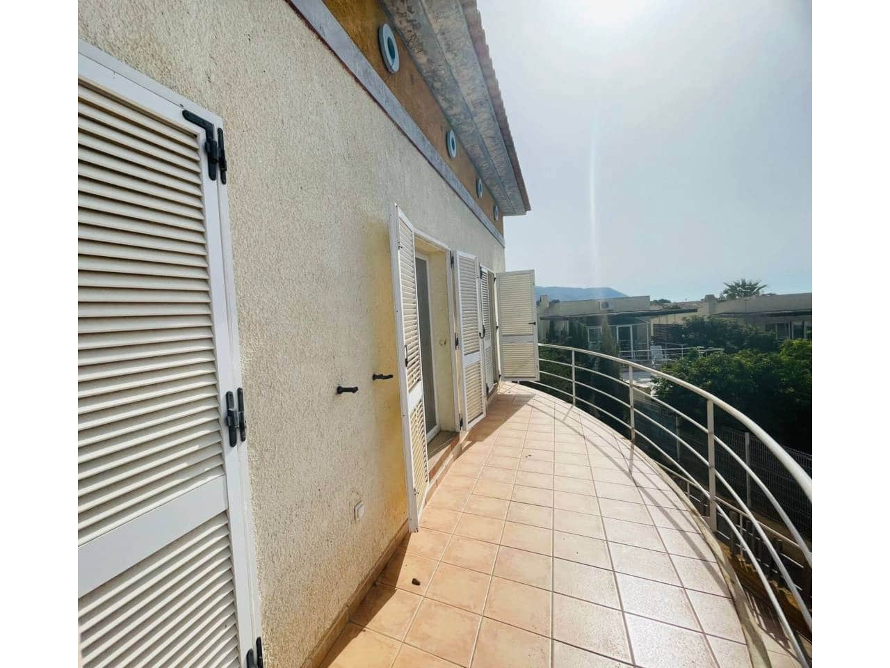 3 quarto Moradia para venda em Altea com piscina garagem - 280 000 € (Ref: 10032288)