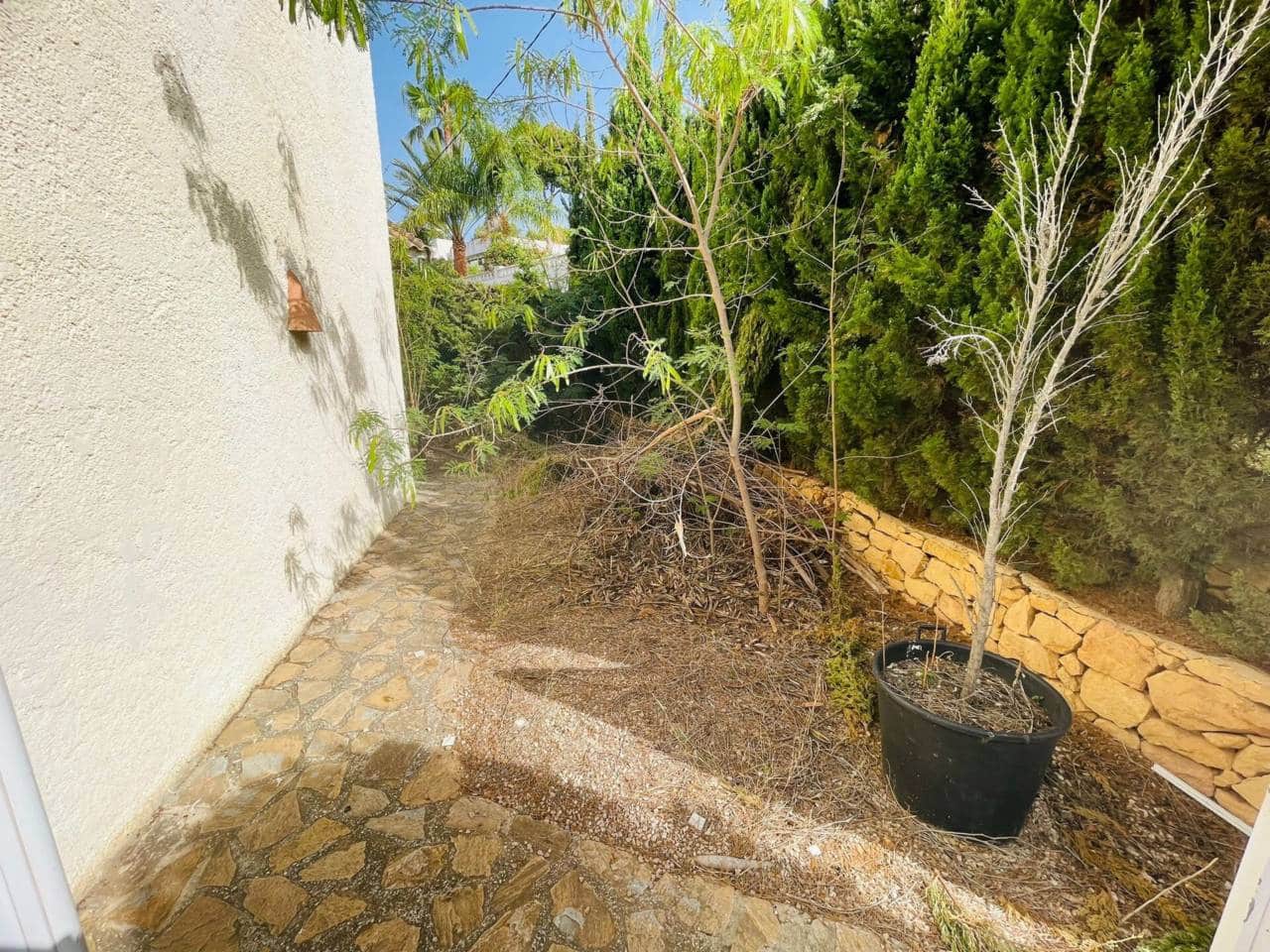 3 quarto Moradia para venda em Altea com piscina garagem - 280 000 € (Ref: 10032288)
