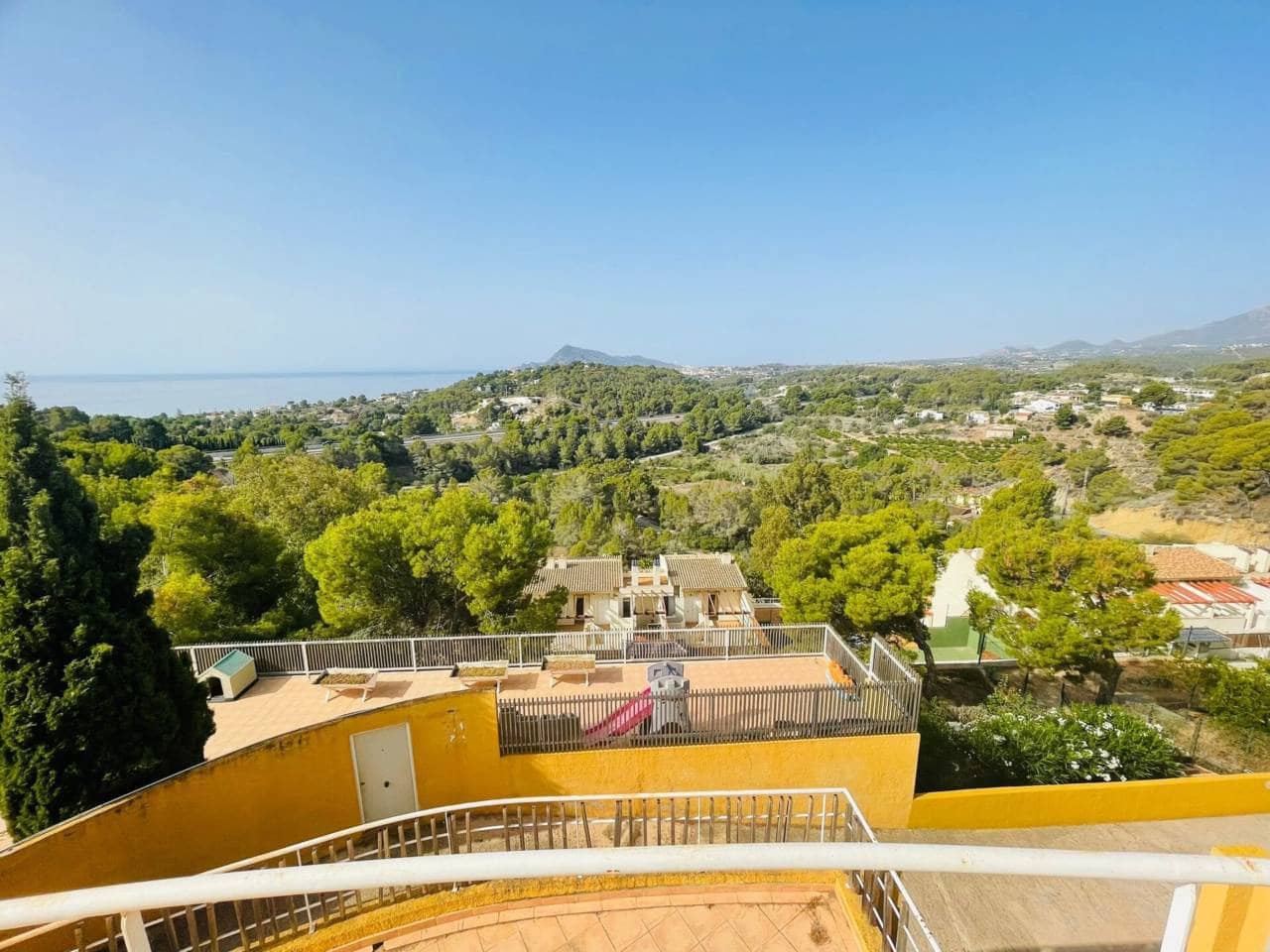 3 quarto Moradia para venda em Altea com piscina garagem - 280 000 € (Ref: 10032288)