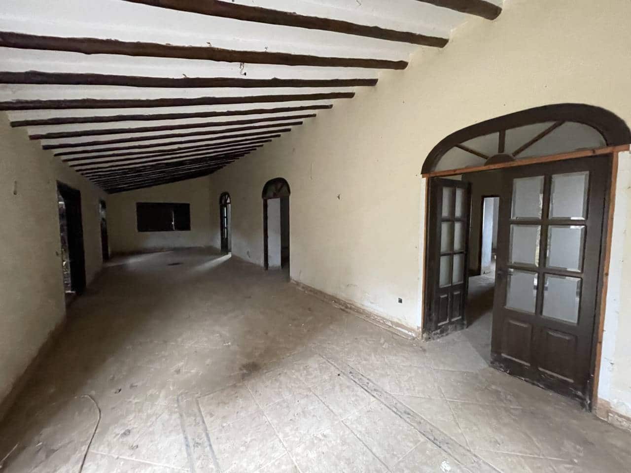 15 quarto Quinta/Casa Rural para venda em La Escucha com piscina garagem - 190 000 € (Ref: 10032290)