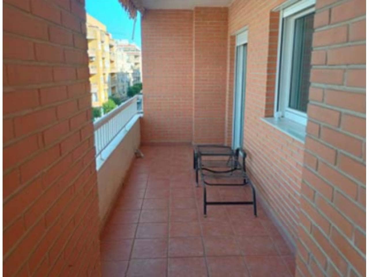 4 slaapkamer Flat te koop in Torrevieja met garage - € 270.000 (Ref: 10032291)