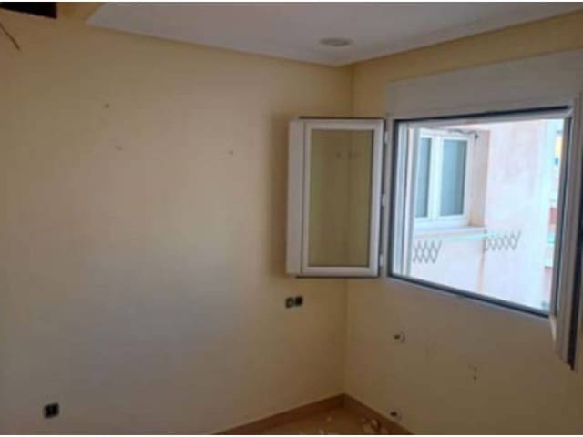 4 sypialnia Mieszkanie na sprzedaż w Torrevieja z garażem - 270 000 € (Ref: 10032291)